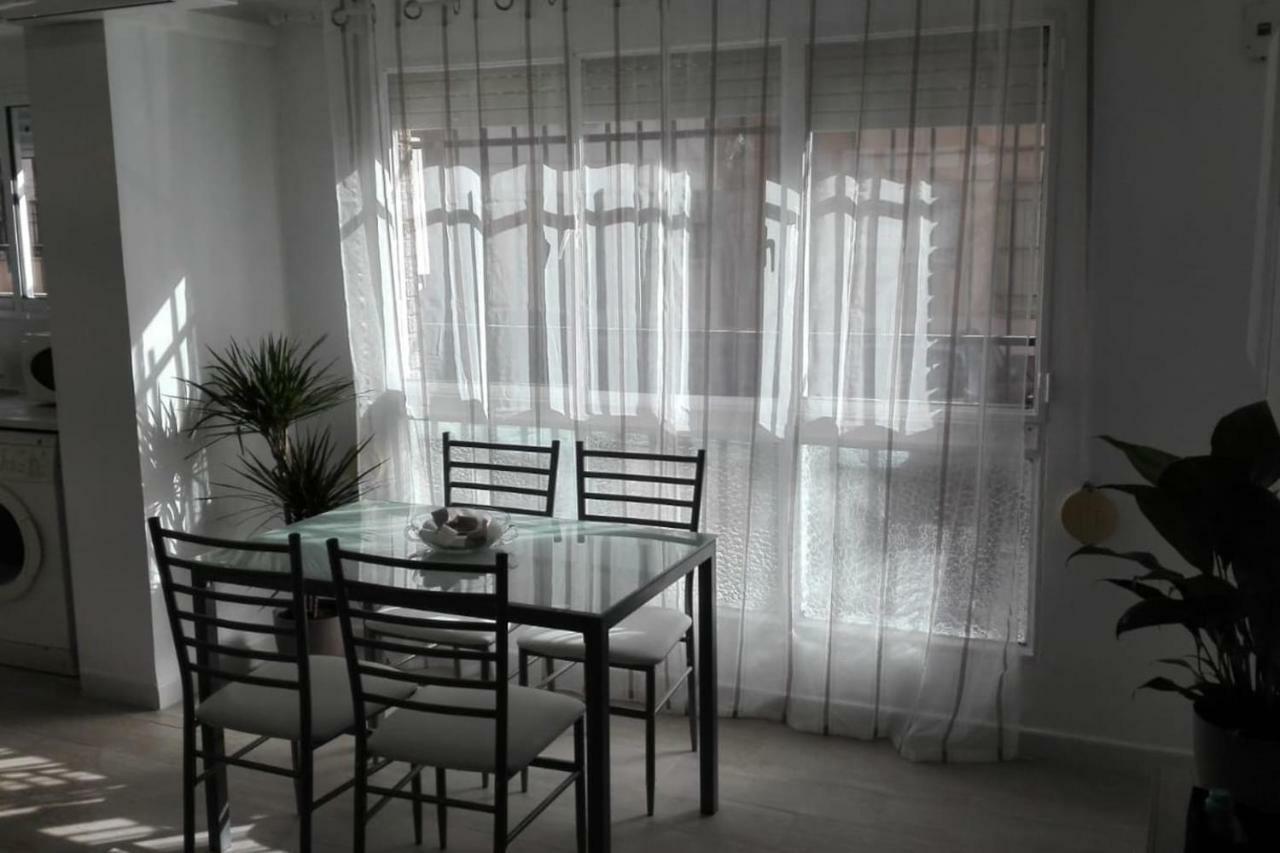 Ivam Esquife Apartment Valencia Bagian luar foto